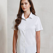 Women's stretch fit cotton poplin short sleeve blouse